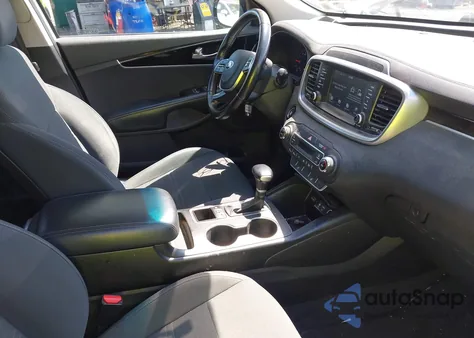 2020 Kia Sorento 3.3L S из США, поврежденный, VIN 5XYPGDA52LG695673